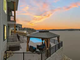 5570 ALONA POINT